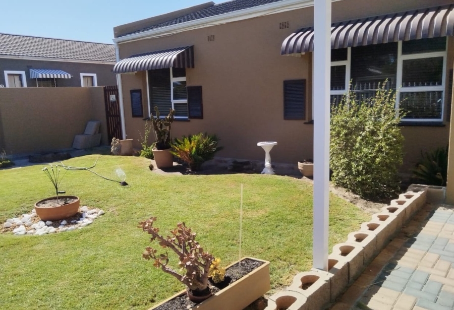 4 Bedroom Property for Sale in Bothasig Western Cape